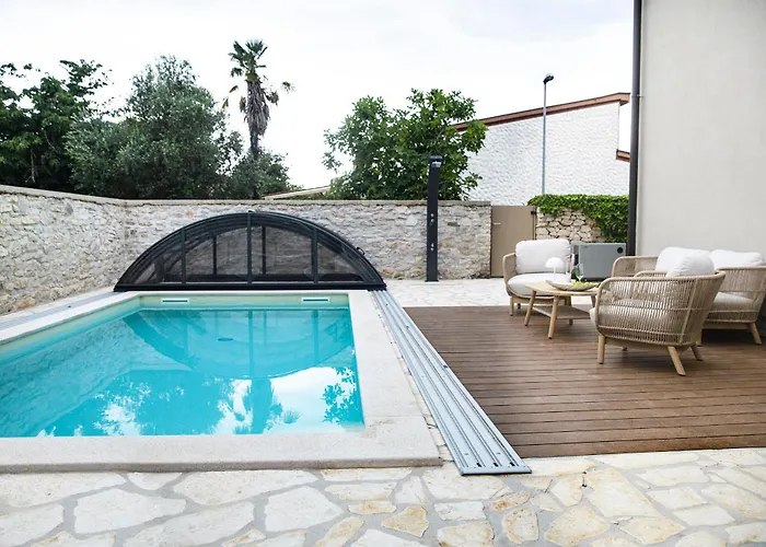 Mimoza Zambratija * Umago